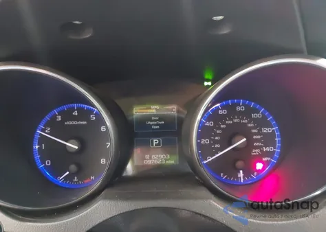 2015 Subaru Legacy 2.5I Premium z USA, uszkodzony, nr VIN 4S3BNAC61F3028526